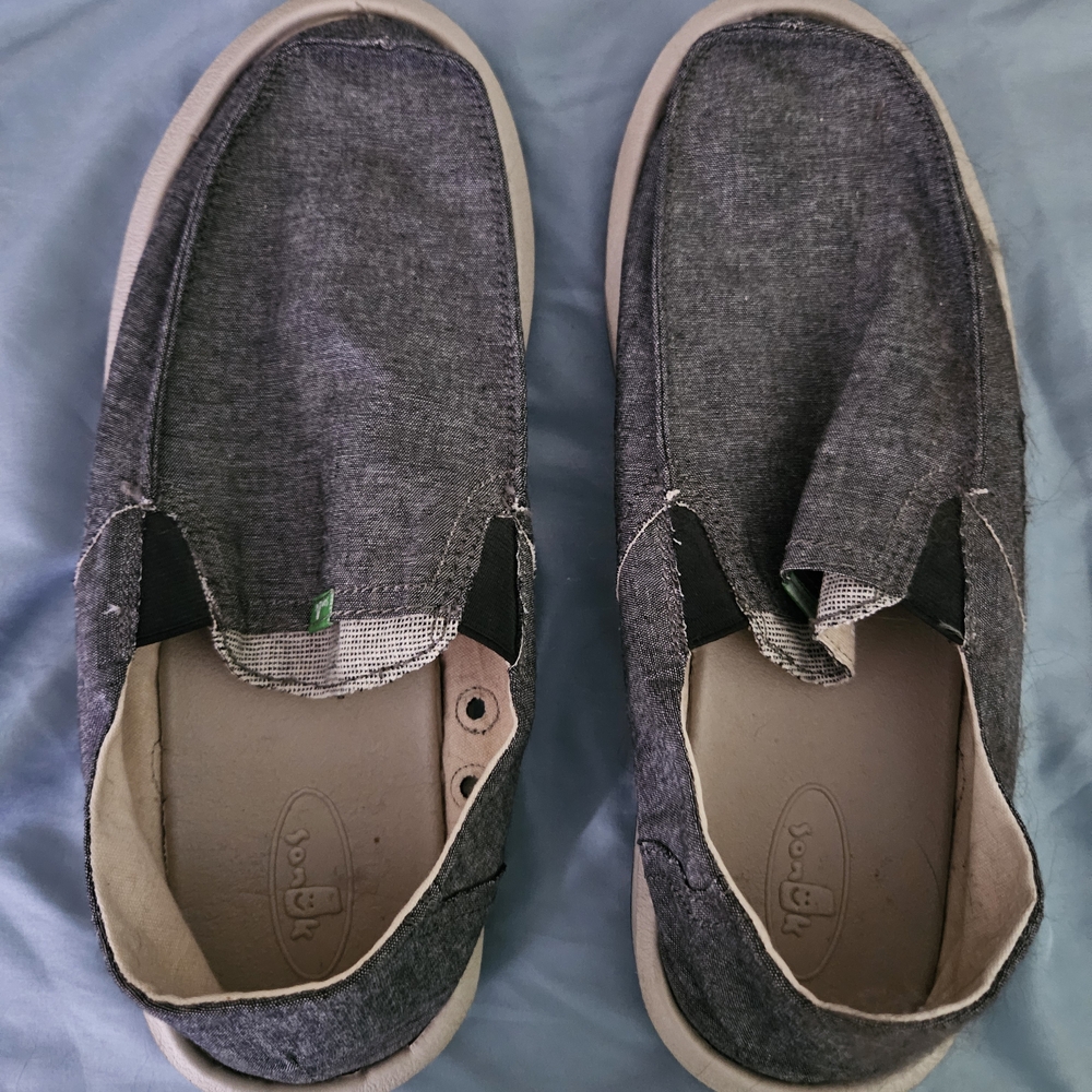 Sanuks Men's Gray Casual Slip-On Shoes